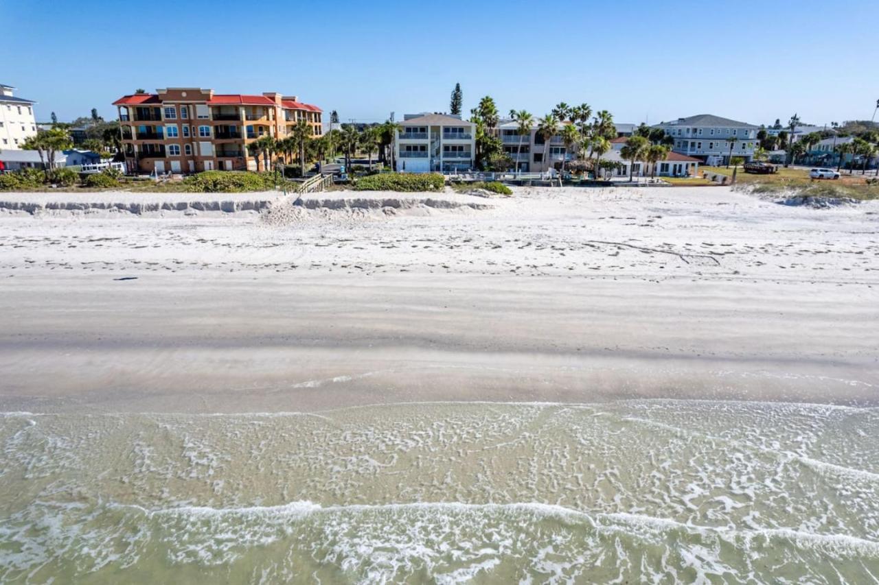 Sea Side 102 Beachfront Sleeps 8 Clearwater Beach Extérieur photo