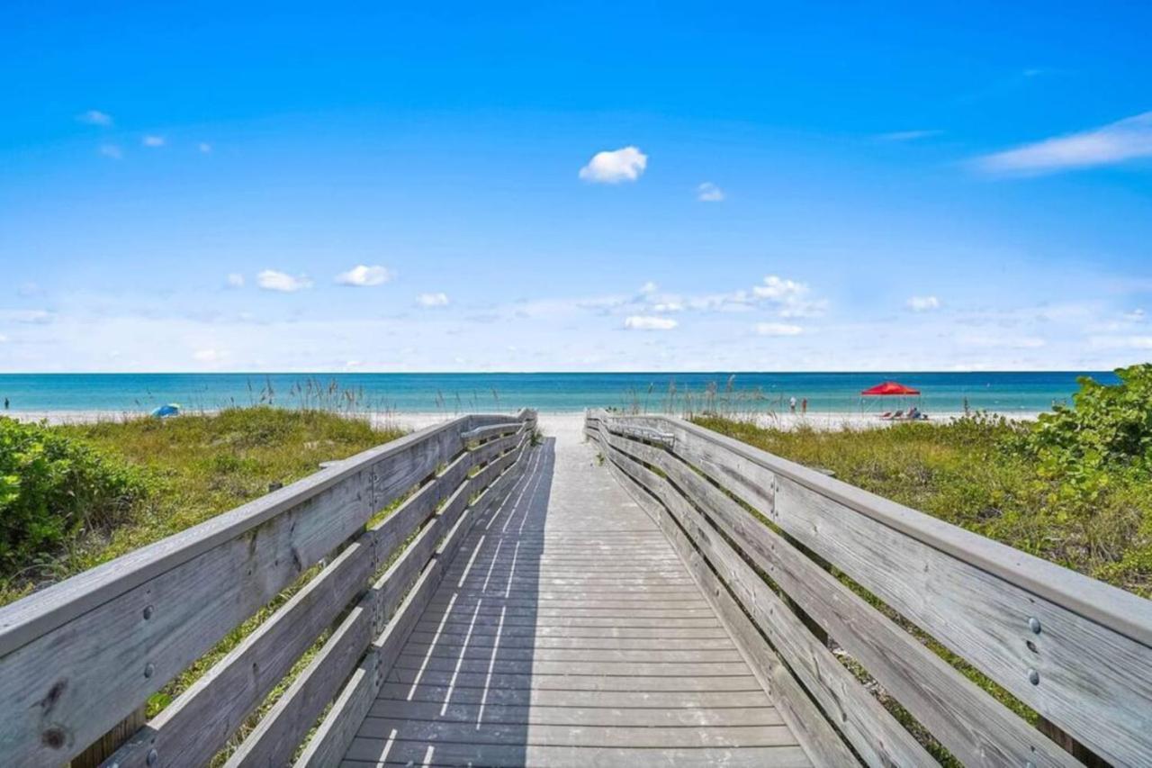 Sea Side 102 Beachfront Sleeps 8 Clearwater Beach Extérieur photo