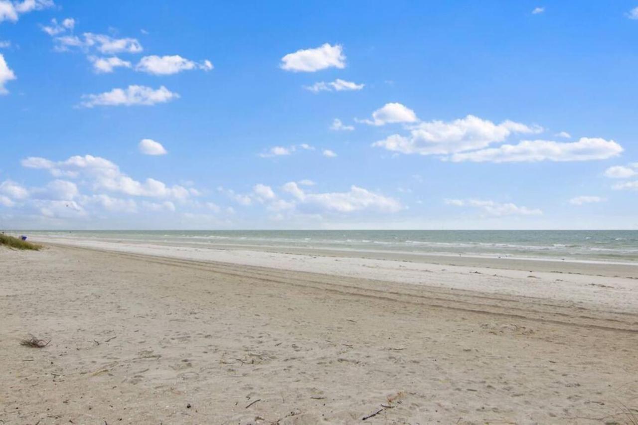 Sea Side 102 Beachfront Sleeps 8 Clearwater Beach Extérieur photo