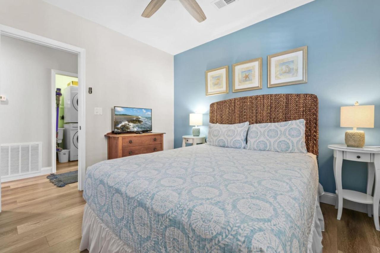 Sea Side 102 Beachfront Sleeps 8 Clearwater Beach Extérieur photo